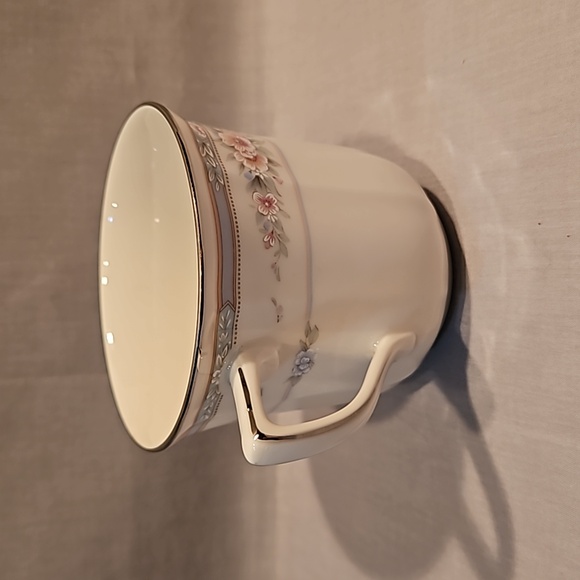 NEW Noritake Rothschild 7293 Flat Cup & Saucer Ivory China - Picture 8 of 16